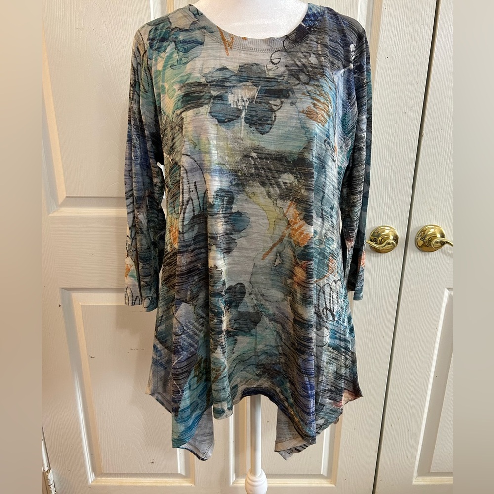 Inoah Watercolors Tunic, Medium